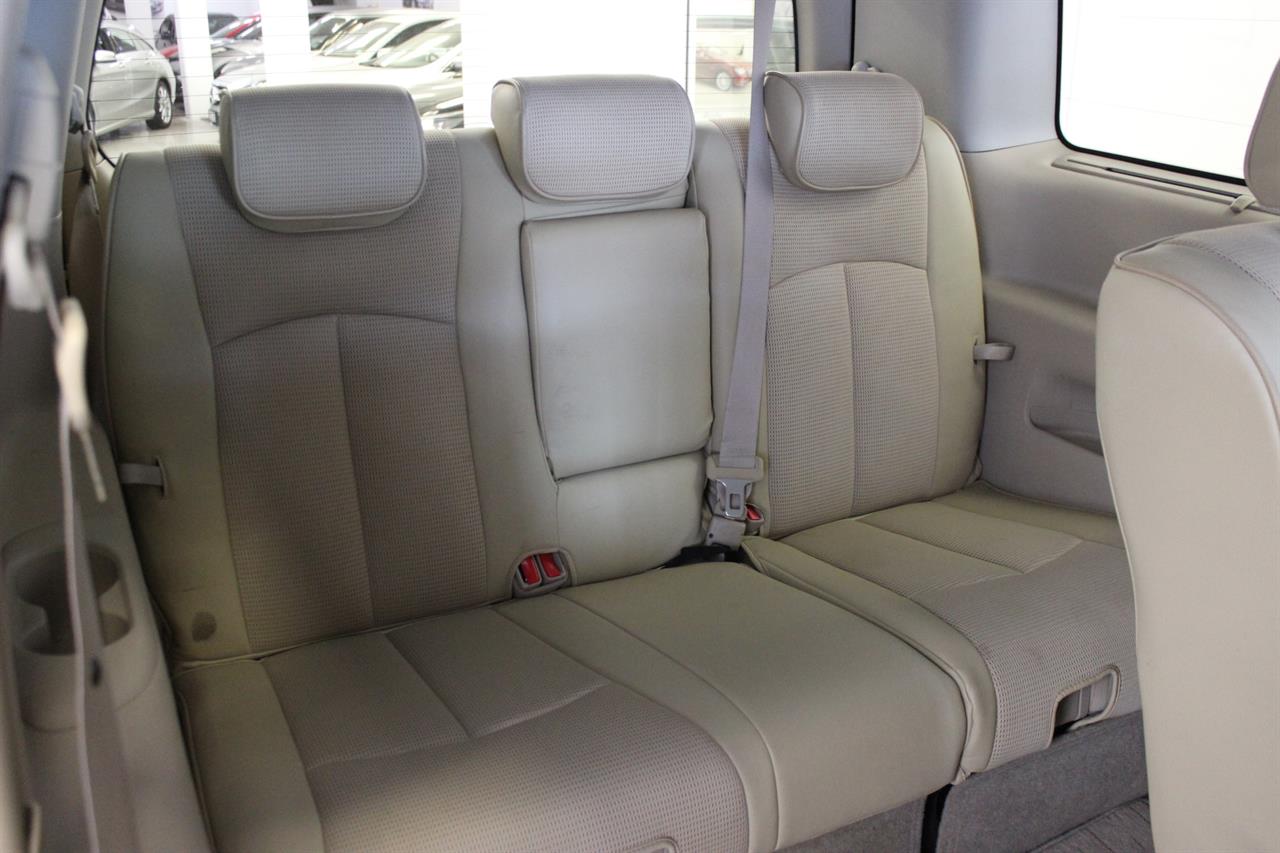 2014 Nissan Elgrand