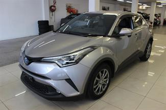 2018 Toyota C-HR - Thumbnail