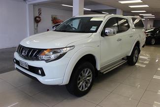 2017 Mitsubishi Triton - Thumbnail