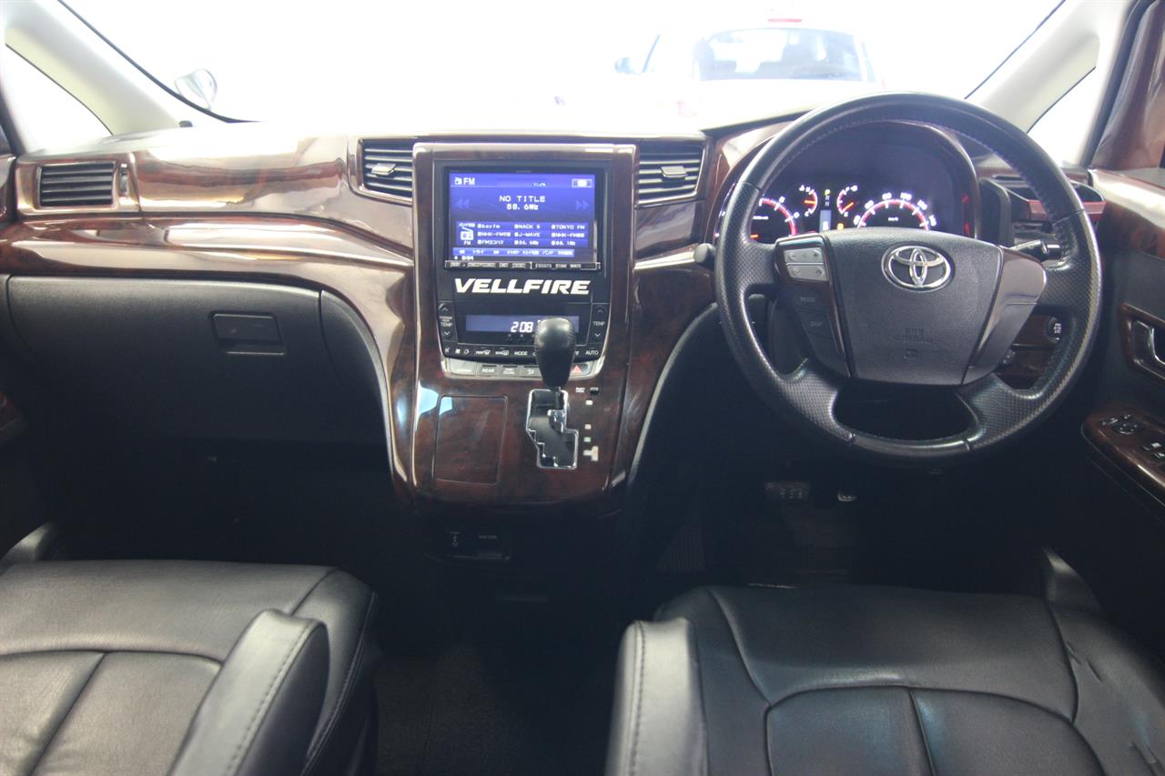 2011 Toyota Vellfire