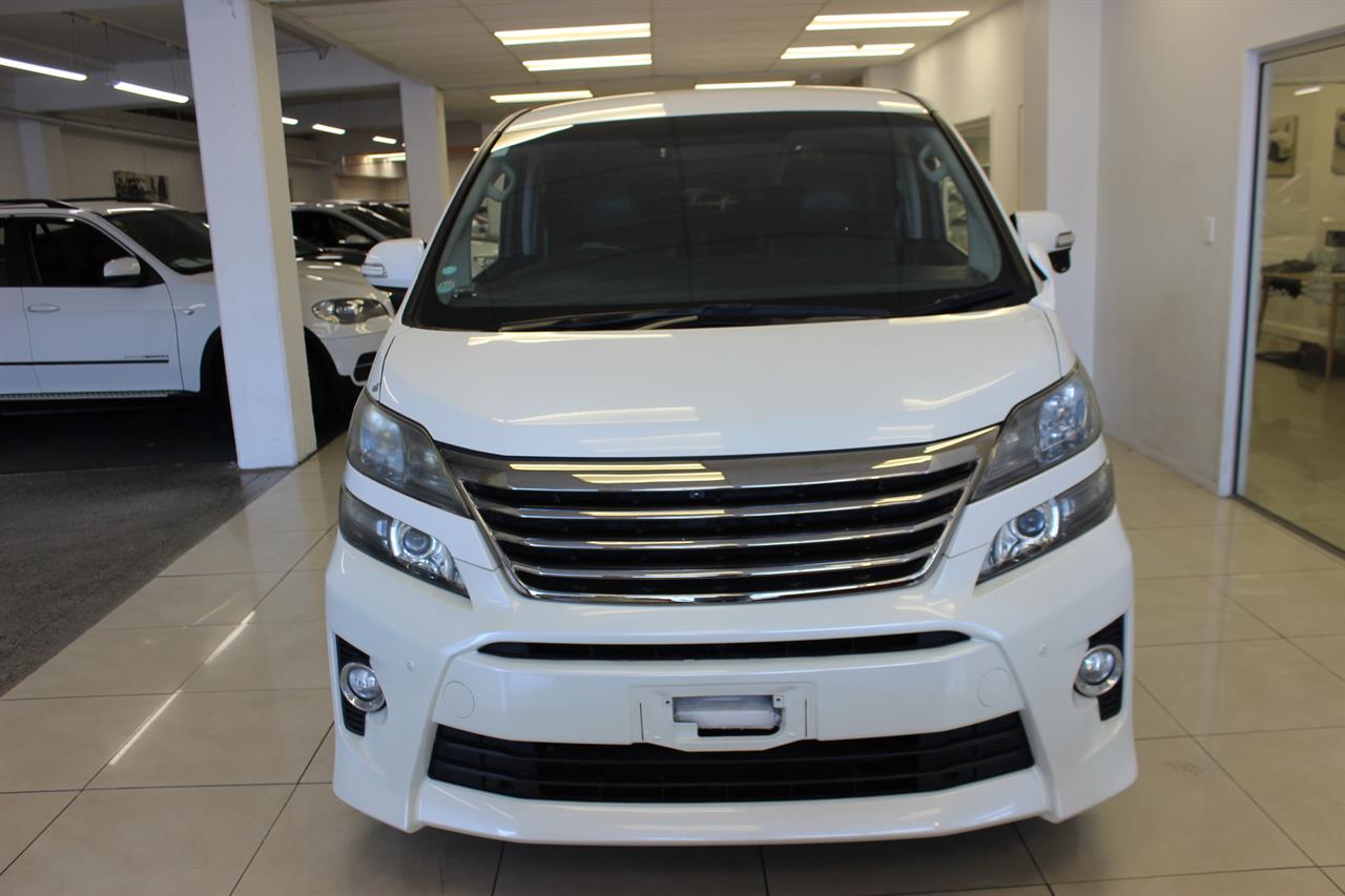 2011 Toyota Vellfire