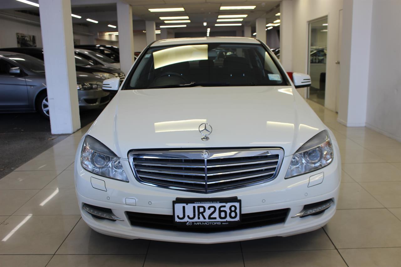 2011 MERCEDES-BENZ C 200