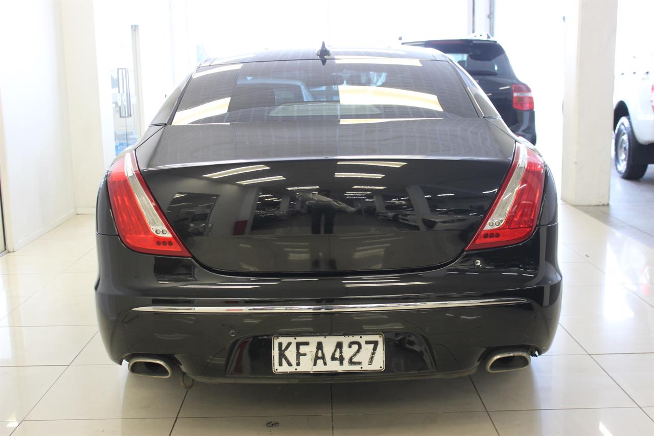 2013 Jaguar XJ