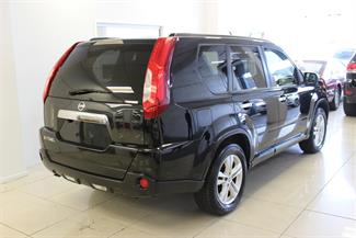 2011 Nissan X-Trail - Thumbnail