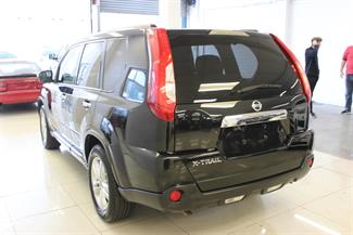 2011 Nissan X-Trail - Thumbnail