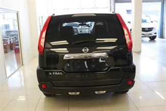 2011 Nissan X-Trail - Thumbnail