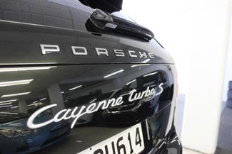 2008 Porsche Cayenne - Thumbnail