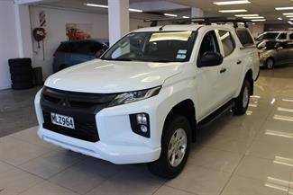 2019 Mitsubishi Triton - Thumbnail