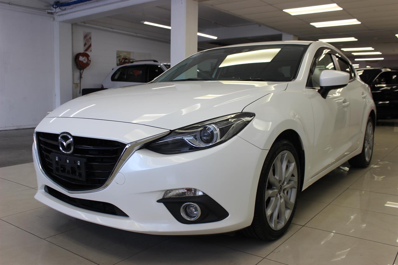 2014 Mazda Axela